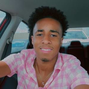 Meet your Posher, Malik